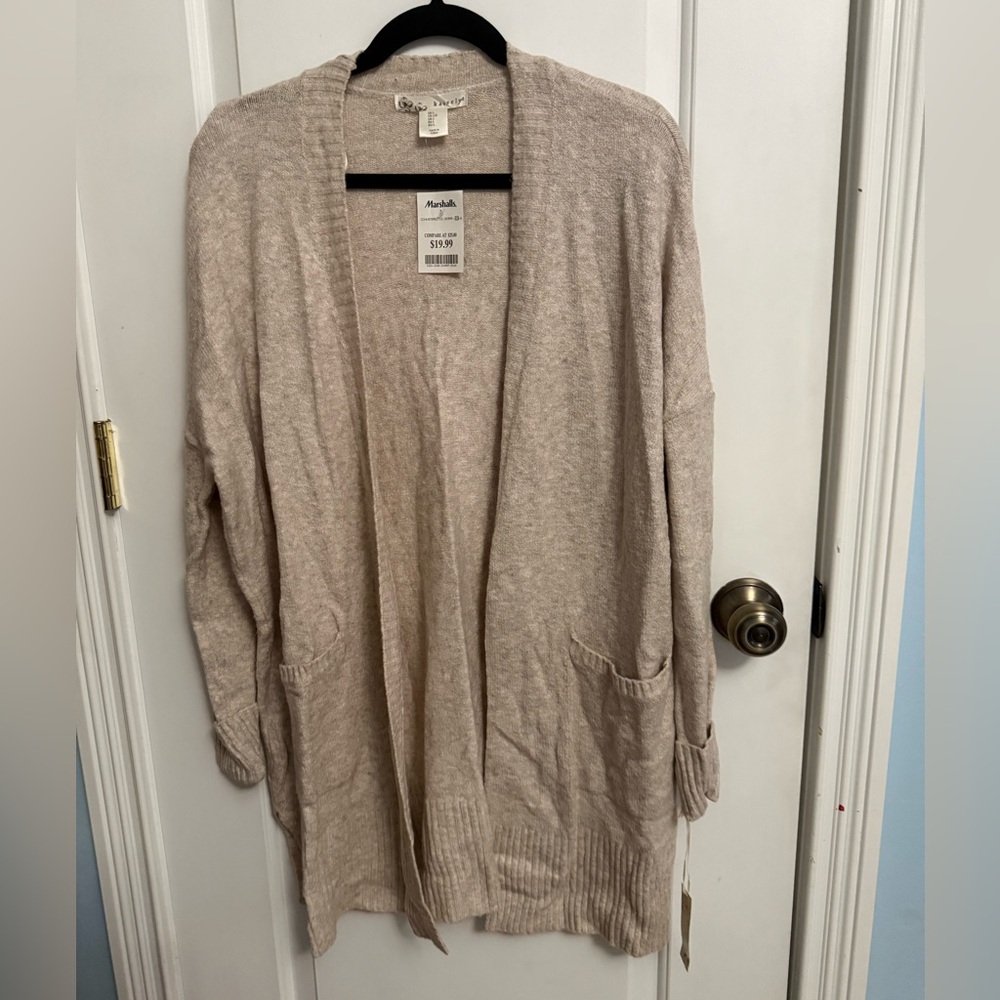 Kaisley Women's Cream Cardigan Sweater in Size Large NWT